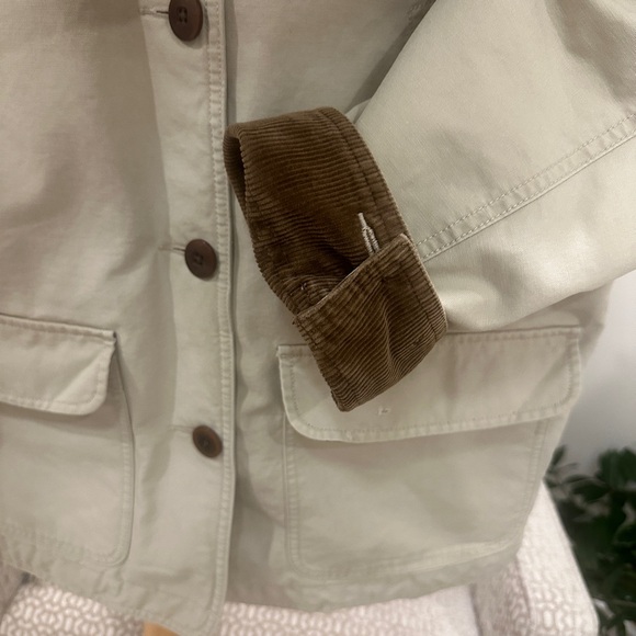 L.L.Bean Women’s Chore Jacket Corduroy Trim Quilted Lined Size M - Picture 8 of 10